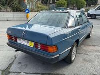 Usata Mercedes 190 94 CV (69 kW) 1983 Blu/azzurro Berlina