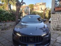Usata Maserati Levante 349 CV (256 kW) 2021 Grigio SUV