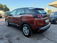 Usata Peugeot 3008 Allure 131 CV (96 kW) 2018 Rosso SUV