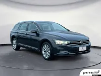 Usata VW Passat 150 CV (110 kW) 2023 Grigio Station wagon