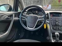 Usata Opel Astra 120 CV (88 kW) 2012 Nero Station wagon