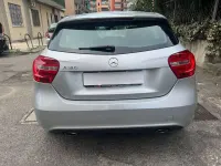Usata Mercedes A180 Premium 122 CV (89 kW) 2013 Argento Utilitaria