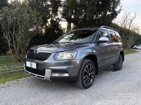 Usata Skoda Yeti Outdoor Ambition 110 CV (80 kW) 2017 Grigio SUV