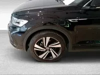 Usata VW T-Roc R-line 116 CV (85 kW) 2022 Nero SUV