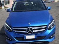 Usata Mercedes B220 Executive 184 CV (135 kW) 2016 Blu/azzurro Monovolume
