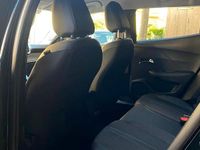 Usata Peugeot 2008 Allure 100 CV (73 kW) 2022 SUV