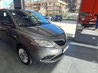 Usata Lancia Ypsilon Gold 69 CV (50 kW) 2017 Grigio Utilitaria