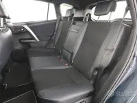 Usata Toyota RAV4 Hybrid Business Edition 155 CV (114 kW) 2017 Blu SUV