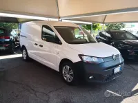 Usata VW Caddy 122 CV (89 kW) 2023 Bianco Monovolume