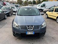 Usata Nissan Qashqai Tekna 106 CV (77 kW) 2008 Grigio SUV