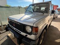 Usata Mitsubishi Pajero 84 CV (61 kW) 1989 Grigio SUV