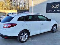Usata Renault Mégane III LIMITED 116 CV (85 kW) 2015 Bianco Station wagon
