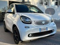 Begagnad Smart ForTwo Cabrio Passion 90 HK (66 kW) 2016 Vit Cab