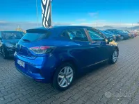 Usata Renault Clio V Evolution 91 CV (66 kW) 2024 Blu Berlina
