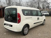 Usata Fiat Doblò 90 CV (66 kW) 2012 Bianco Monovolume