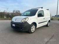 Usata Renault Kangoo 85 CV (62 kW) 2008 Bianco Monovolume