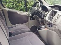 Usata Renault Trafic 58 CV (42 kW) 2012 Grigio Monovolume