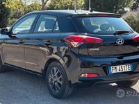 Usata Hyundai i20 Blackline 73 CV (53 kW) 2018 Nero Berlina