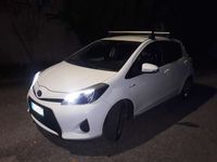 usata Toyota Yaris Hybrid 