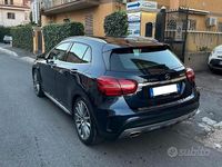 Usata Mercedes GLA220 Premium 176 CV (129 kW) 2018 Blu SUV