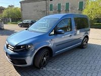 Usata VW Caddy 102 CV (75 kW) 2017 Blu Monovolume