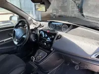 Usata Lancia Ypsilon Gold 69 CV (50 kW) 2012 Utilitaria