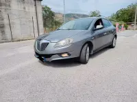 Usata Lancia Delta 120 CV (88 kW) 2011 Grigio Utilitaria