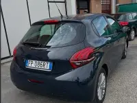 Usata Peugeot 208 Active 82 CV (60 kW) 2018 Nero Utilitaria