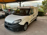 Usata Fiat Doblò Business 95 CV (69 kW) 2020 Bianco Monovolume