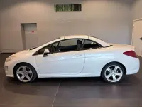Usata Peugeot 308 CC 140 CV (102 kW) 2009 Bianco perla Cabrio
