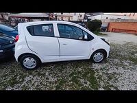 Begagnad Chevrolet Spark 65 HK (47 kW) 2014 Vit Halvkombi