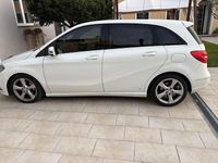 Usata Mercedes B180 Premium 109 CV (80 kW) 2014 Bianco Monovolume