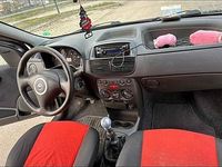 Usata Fiat Punto 80 CV (58 kW) 2006 Utilitaria