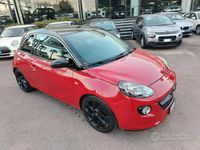 Usata Opel Adam 70 CV (51 kW) 2013 Rosso Utilitaria