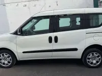 Usata Fiat Doblò Lounge 105 CV (77 kW) 2015 Bianco Monovolume