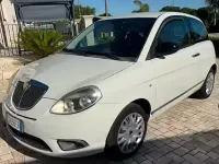 Usata Lancia Ypsilon 69 CV (50 kW) 2011 Bianco Utilitaria