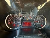 Usata Fiat Doblò 120 CV (88 kW) 2016 Bianco Monovolume