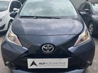 Usata Toyota Aygo X-play 69 CV (50 kW) 2015 Blu Utilitaria