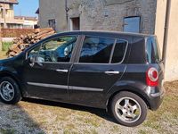 Usata Renault Modus 98 CV (72 kW) 2006 Nero Monovolume