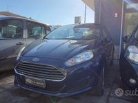 Usata Ford Fiesta Titanium 95 CV (69 kW) 2016 Blu Berlina