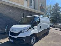 Usata Iveco Daily 136 CV (100 kW) 2022 Bianco Furgone