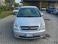 Usata Opel Meriva Cosmo 101 CV (74 kW) 2005 Grigio Monovolume