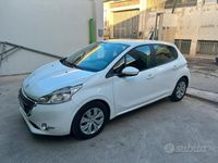 usata Peugeot 208 1.4 hdi