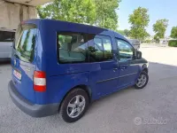 Usata VW Caddy 109 CV (80 kW) 2009 Blu Monovolume
