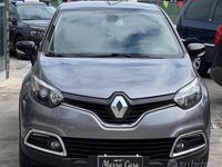 Usata Renault Captur Iconic 90 CV (66 kW) 2016 Argento SUV