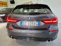 Usata BMW 120 Sport Line 190 CV (139 kW) 2020 Grigio Utilitaria