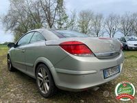 usata Opel Astra Cabriolet TwinTop 1.6 16V VVT Cosmo