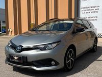 Usata Toyota Auris Hybrid Lounge 99 CV (72 kW) 2017 Grigio Station wagon