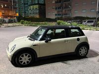 Usado Mini Cooper 116 HP (85 kW) 2003 Branco Citadino