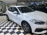 Usata BMW 118 Advantage 150 CV (110 kW) 2020 Bianco Utilitaria